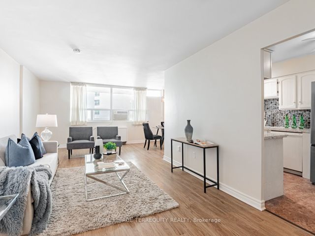 503 - 3420 Eglinton Ave E