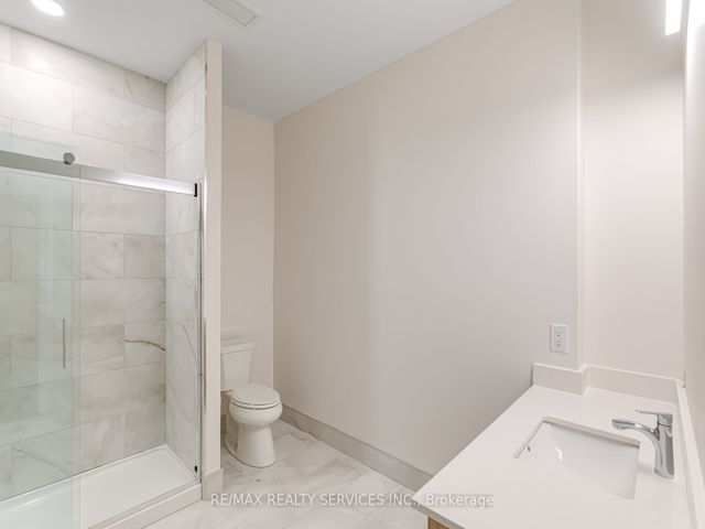 #9 - 30 Dean Park Rd