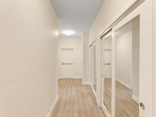 #9 - 30 Dean Park Rd