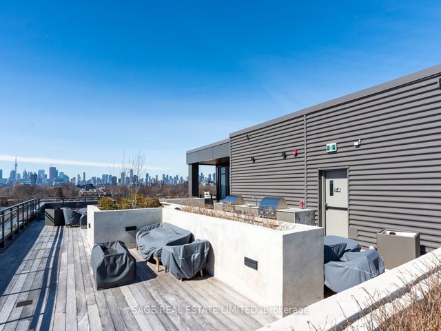 407 - 1285 Queen St E