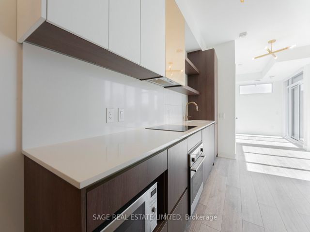 407 - 1285 Queen St E