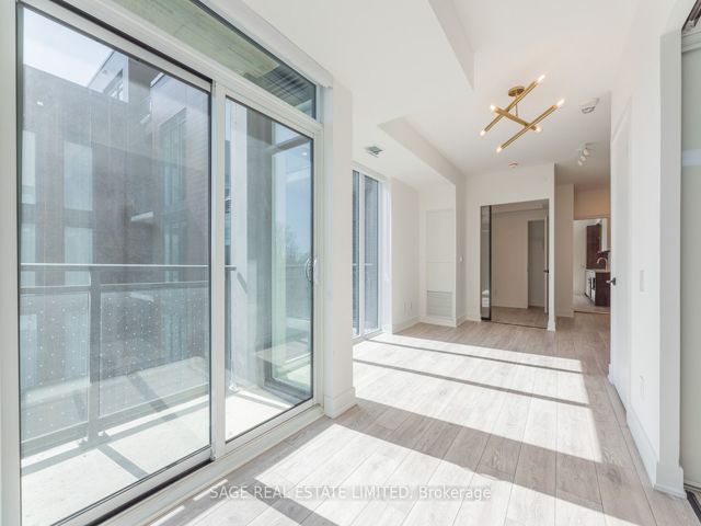 407 - 1285 Queen St E