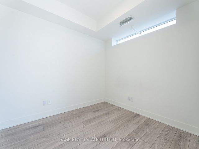 407 - 1285 Queen St E