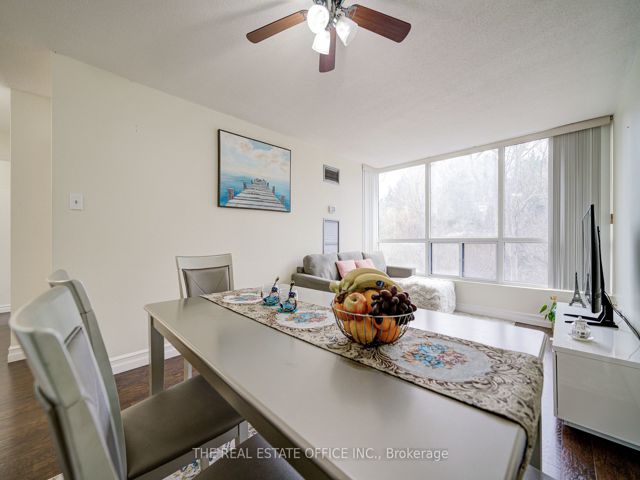 310 - 3050 Ellesmere Rd