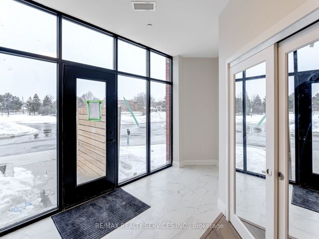 #10 - 30 Dean Park Rd