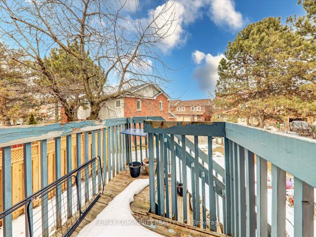 57 - 401 Sewells Rd