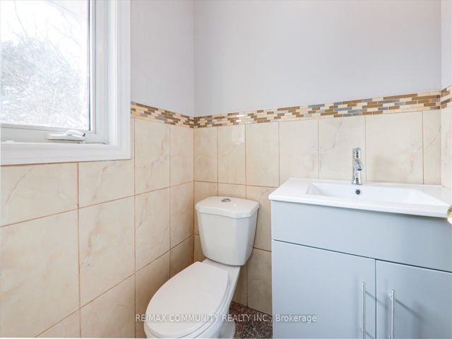 57 - 401 Sewells Rd
