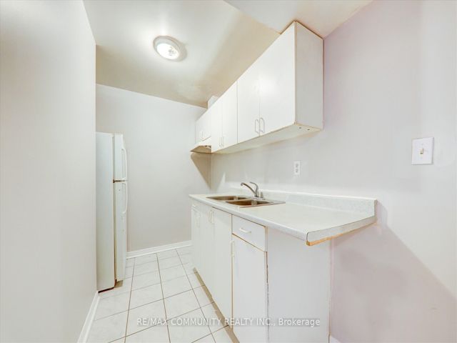 57 - 401 Sewells Rd