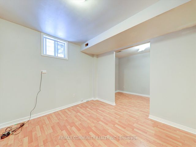 57 - 401 Sewells Rd