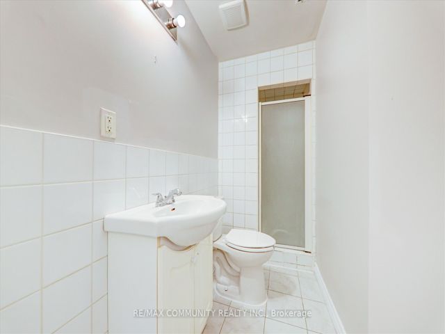 57 - 401 Sewells Rd