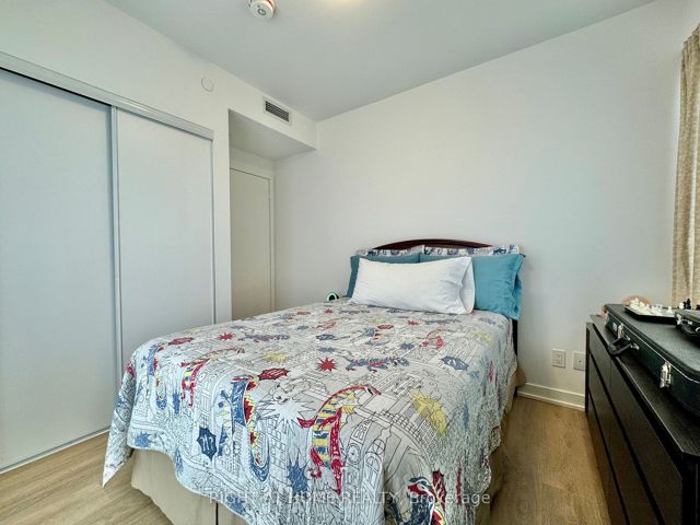 2025 - 2031 Kennedy Rd