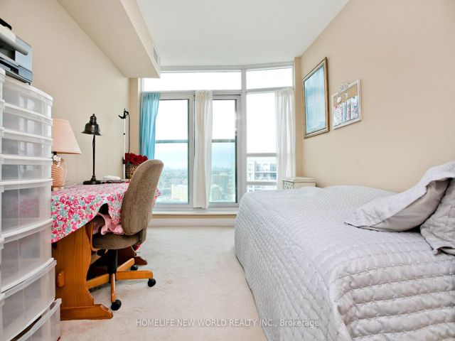 2720 - 238 Bonis Ave