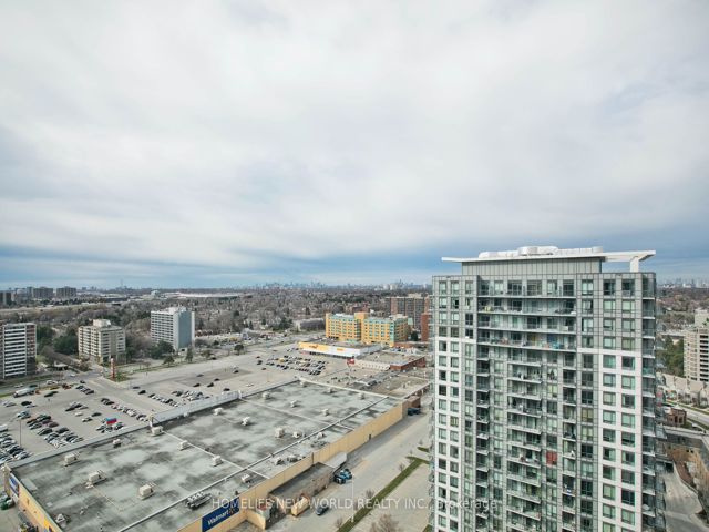 2720 - 238 Bonis Ave
