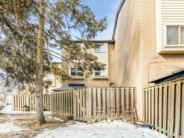 278 - 55 Collinsgrove Rd