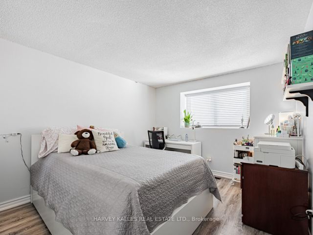 278 - 55 Collinsgrove Rd