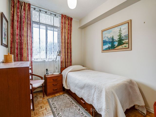 5-202 - 50 Old Kingston Rd