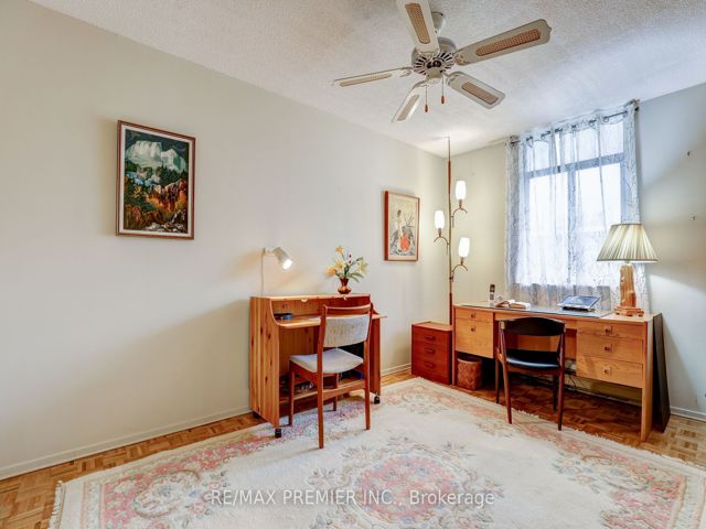 5-202 - 50 Old Kingston Rd