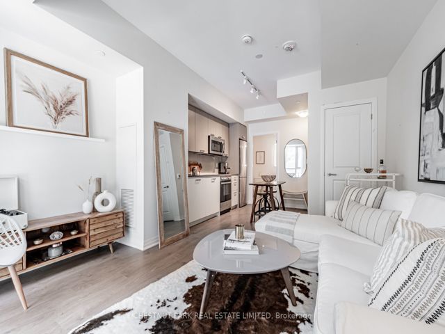 TH104 - 2301 Danforth Ave