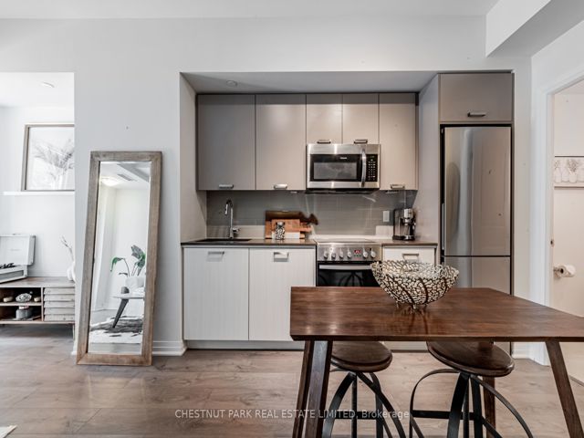 TH104 - 2301 Danforth Ave