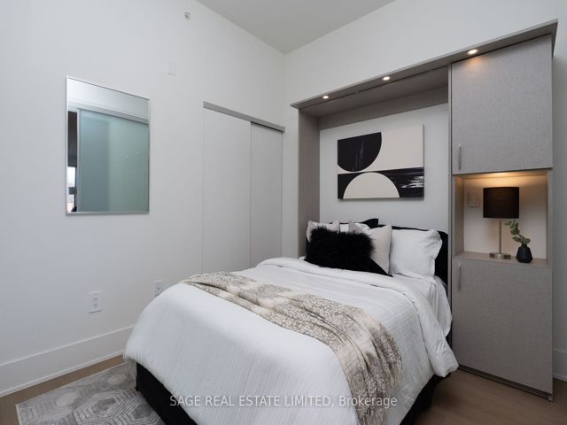 405 - 495 Logan Ave