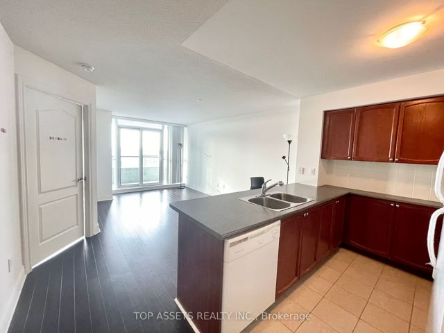 910 - 60 Brian Harrison Way