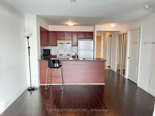 910 - 60 Brian Harrison Way