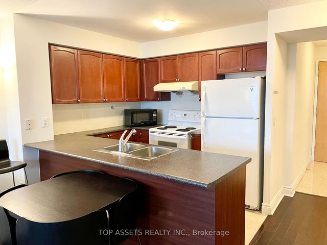 910 - 60 Brian Harrison Way