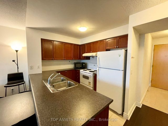 910 - 60 Brian Harrison Way