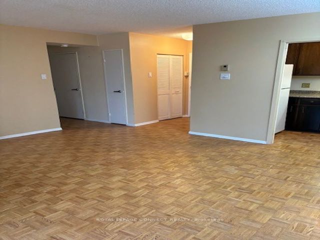 5-213 - 50 Old Kingston Rd