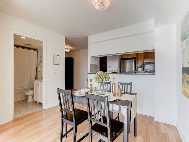 2721 - 238 Bonis Ave