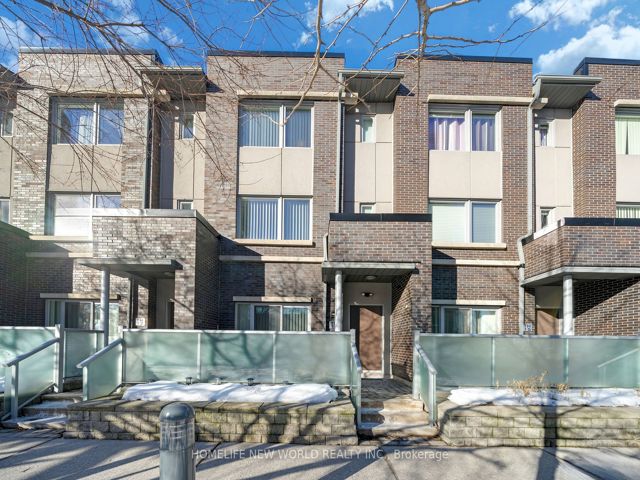 14 - 310 Village Green Sq