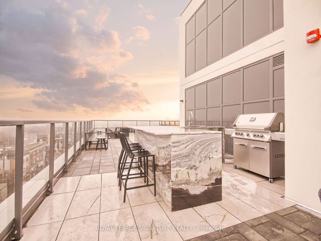 101 - 1331 Queen St E