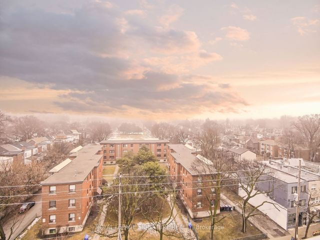 101 - 1331 Queen St E
