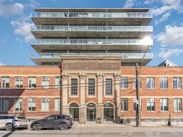 412 - 201 Carlaw Ave E