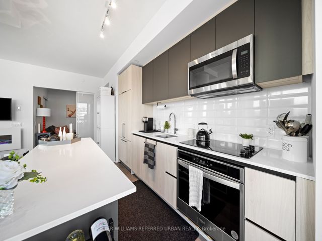 532 - 150 Logan Ave