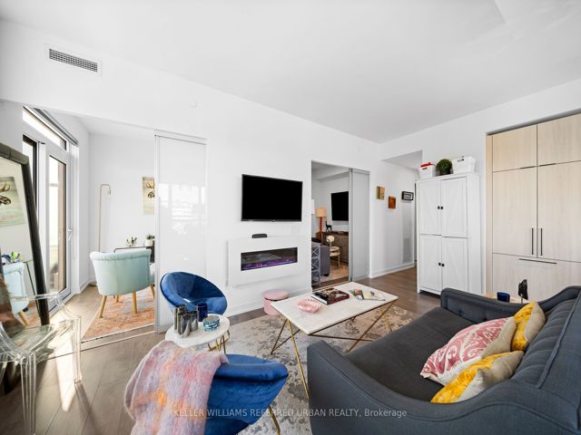 532 - 150 Logan Ave