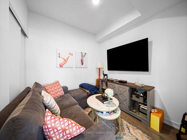 532 - 150 Logan Ave