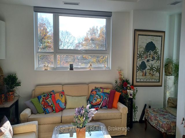 501 - 1400 Kingston Rd