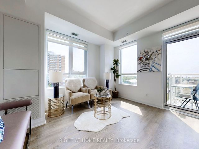 1012 - 286 Main St