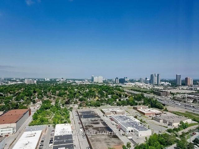 Ph20 - 181 Village Green Sq