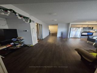 721 - 20 Meadowglen Pl