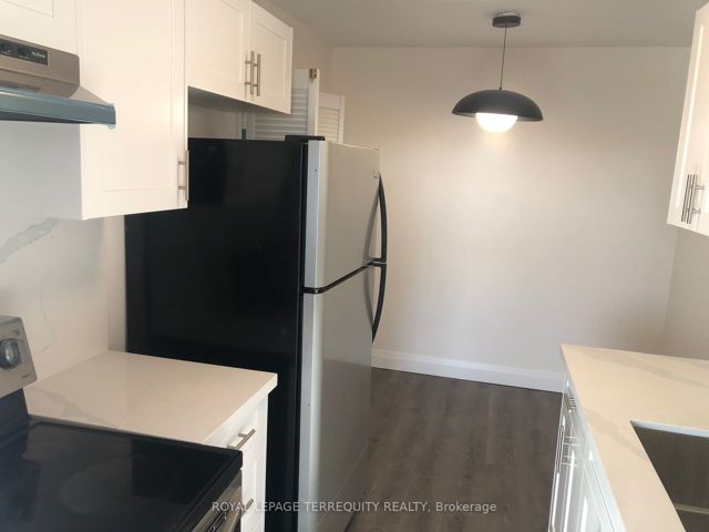 1005 - 2 Glamorgan Ave