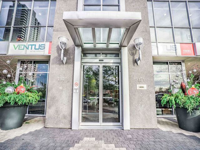 1321 - 181 Village Green Sq