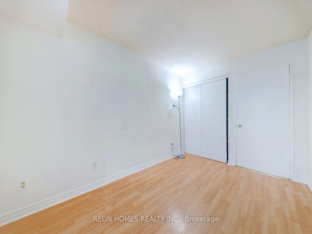 1610 - 2466 Eglinton Ave E