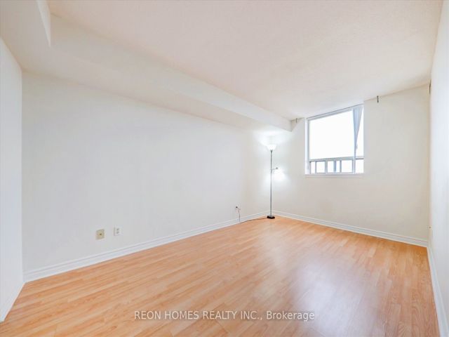 1610 - 2466 Eglinton Ave E