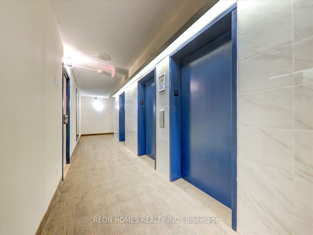 1610 - 2466 Eglinton Ave E