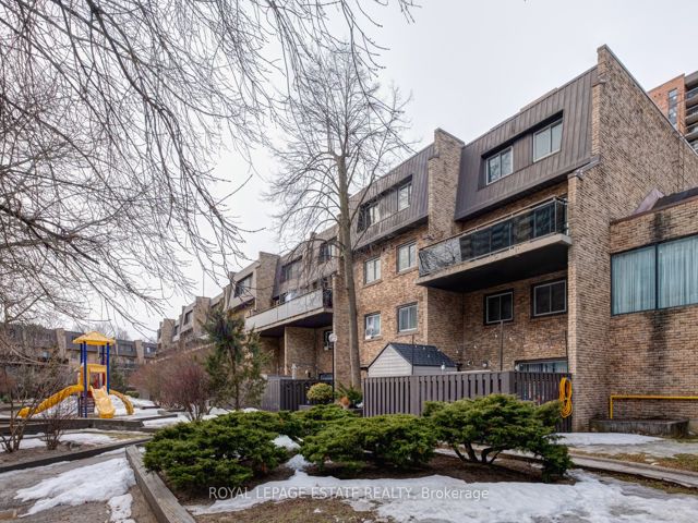 #15 - 110 Ling Rd