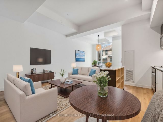 TH131 - 150 Logan Ave