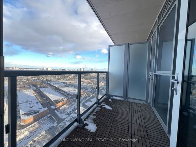 2601 - 225 Village Green Sq