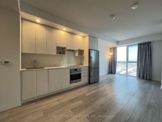 2601 - 225 Village Green Sq